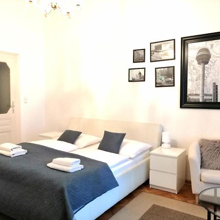Ferienwohnungen Spittelberg Schrankgasse 비엔나 외부 사진